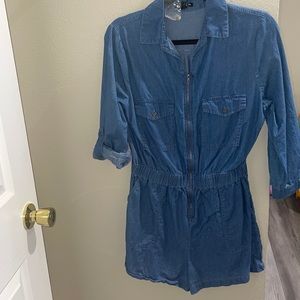 Fashion nova Jean romper